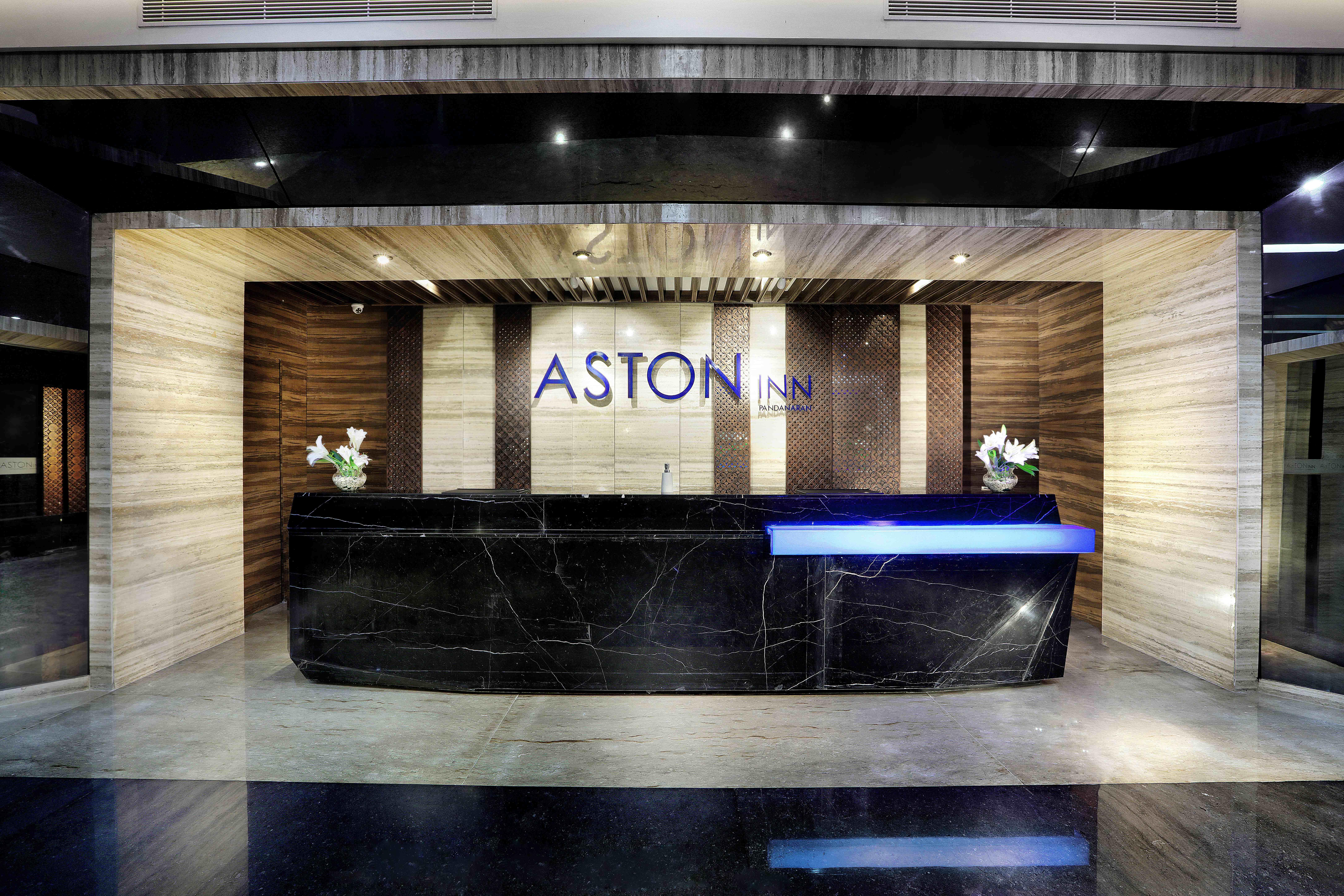 Aston Inn Pandanaran Semarang Esterno foto