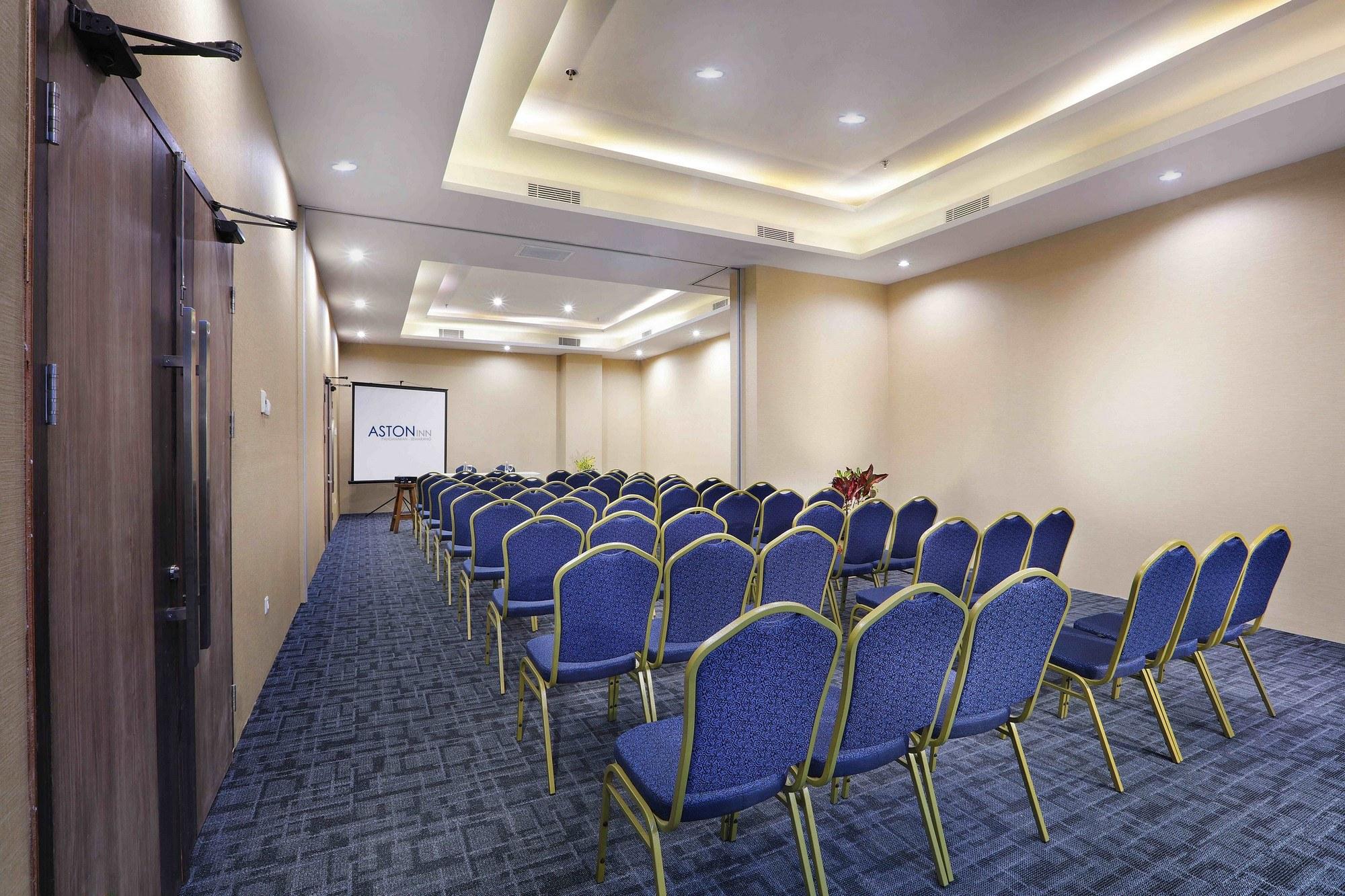 Aston Inn Pandanaran Semarang Esterno foto